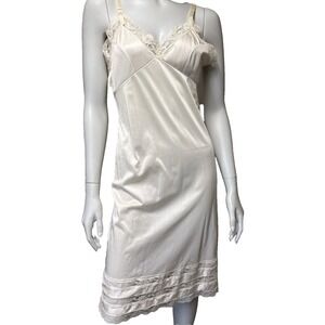 Vintage Full Slip Dress SM Beige Lace Trim 1970s 80s Lingerie Glam Movie Star